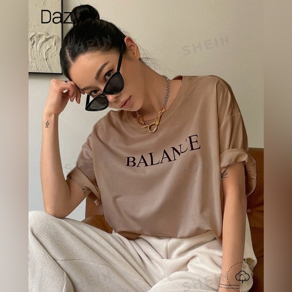 Dazy | Balance Tee - Picture 2 of 6